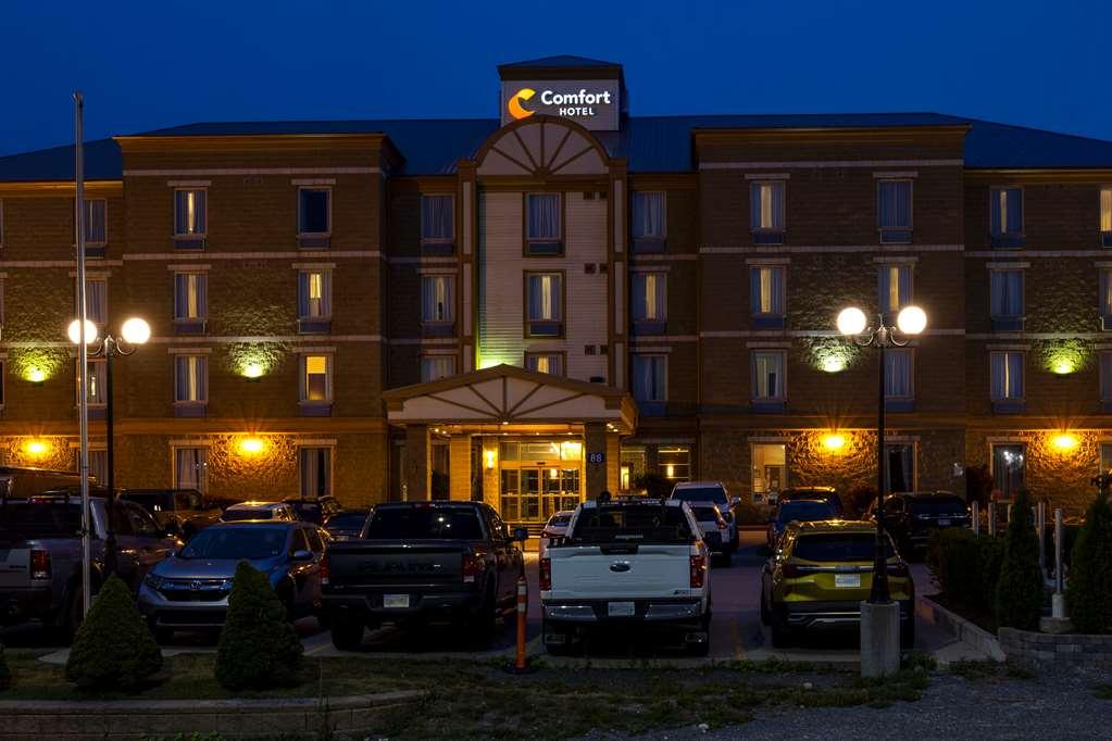 Comfort Hotel Bayer'S Lake Halifax Exterior photo